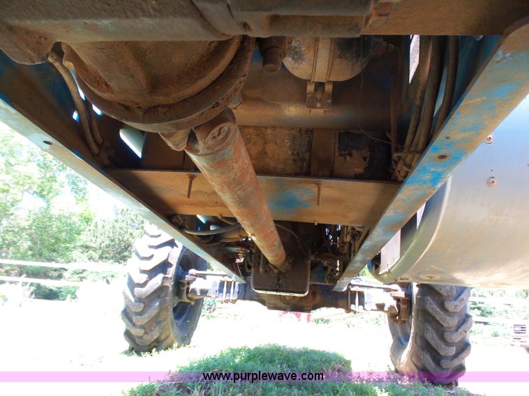 image for item J6012 2007 Genie GTH-644 telehandler