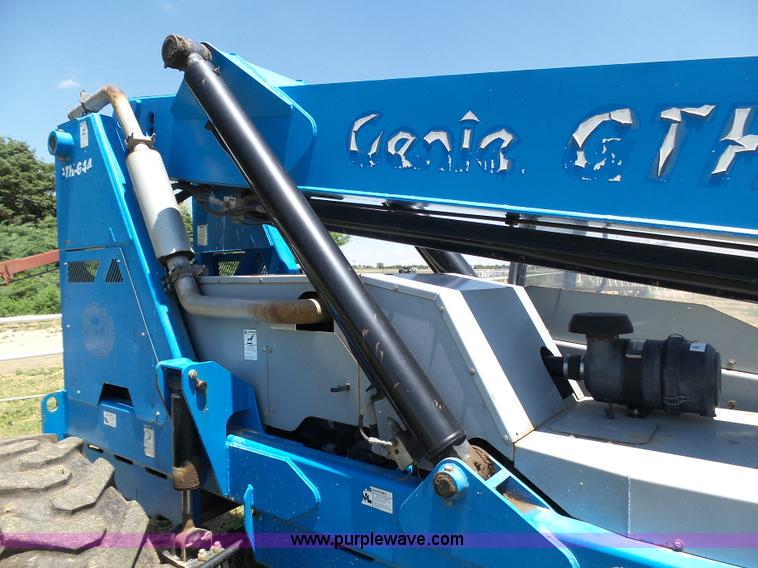 image for item J6012 2007 Genie GTH-644 telehandler