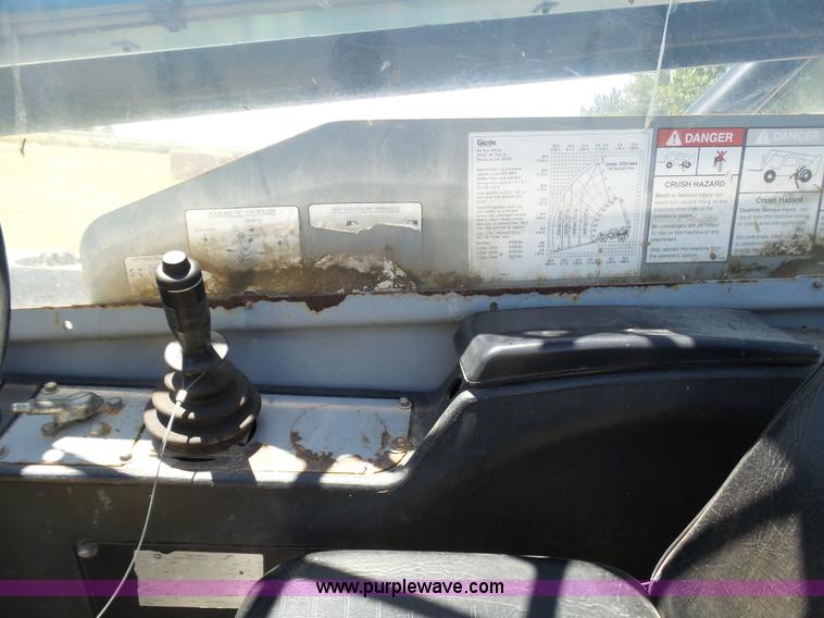 image for item J6012 2007 Genie GTH-644 telehandler