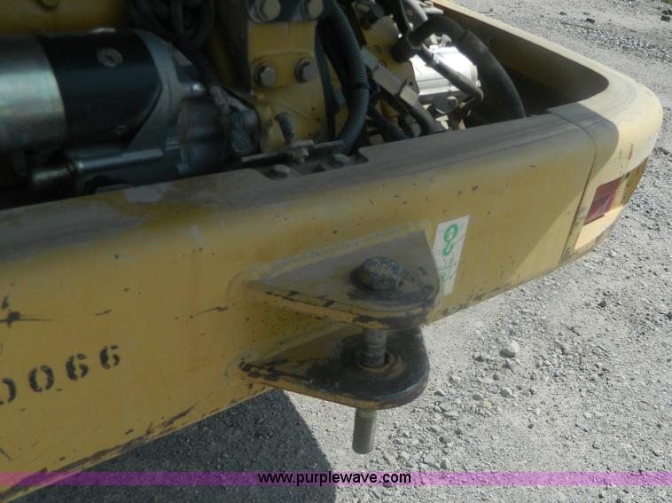 image for item J8881 1999 Caterpillar 906 wheel loader