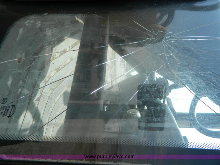 image for item J8881 1999 Caterpillar 906 wheel loader