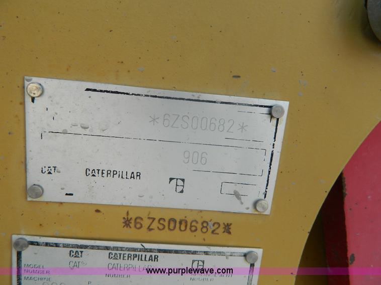 image for item J8881 1999 Caterpillar 906 wheel loader