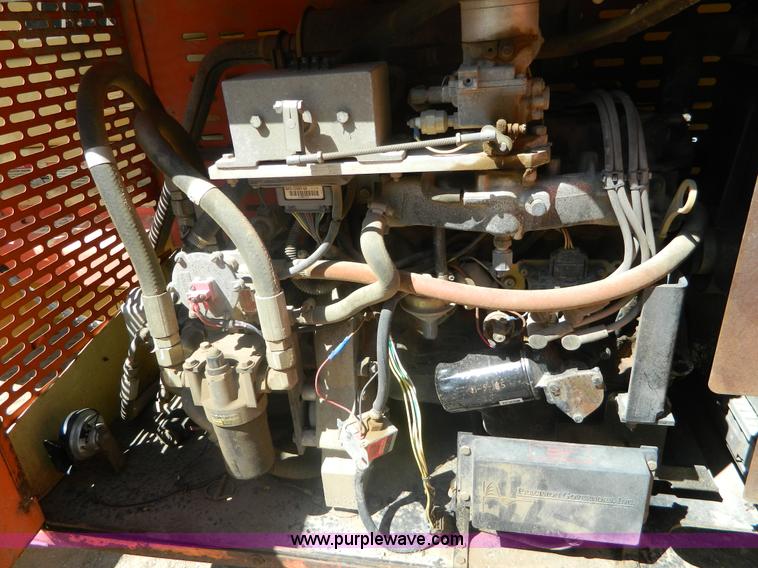 image for item J8896 2000 JLG 33RTS scissor lift