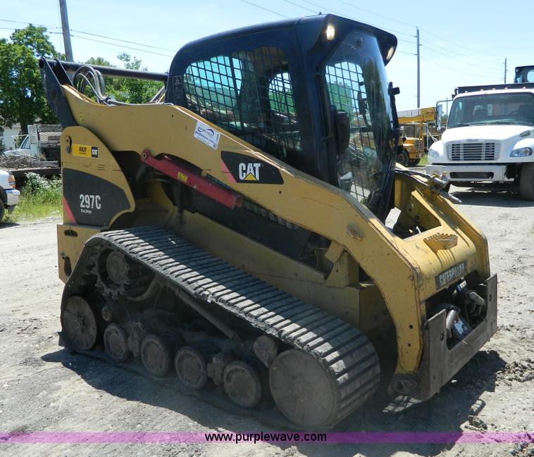 image for item J8898 2007 Caterpillar 297C skid steer