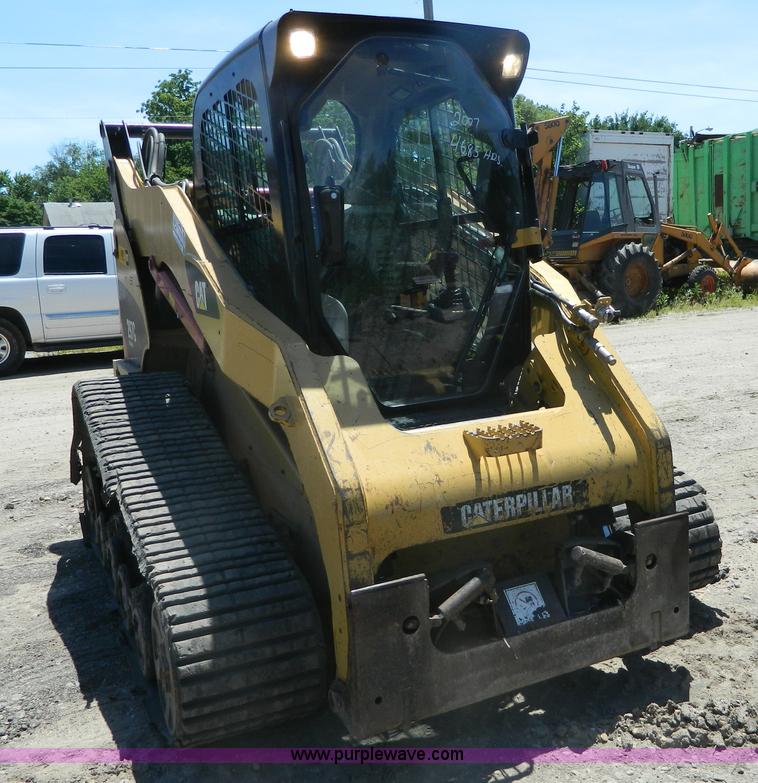 image for item J8898 2007 Caterpillar 297C skid steer