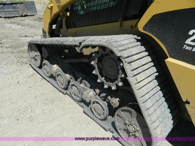 image for item J8898 2007 Caterpillar 297C skid steer