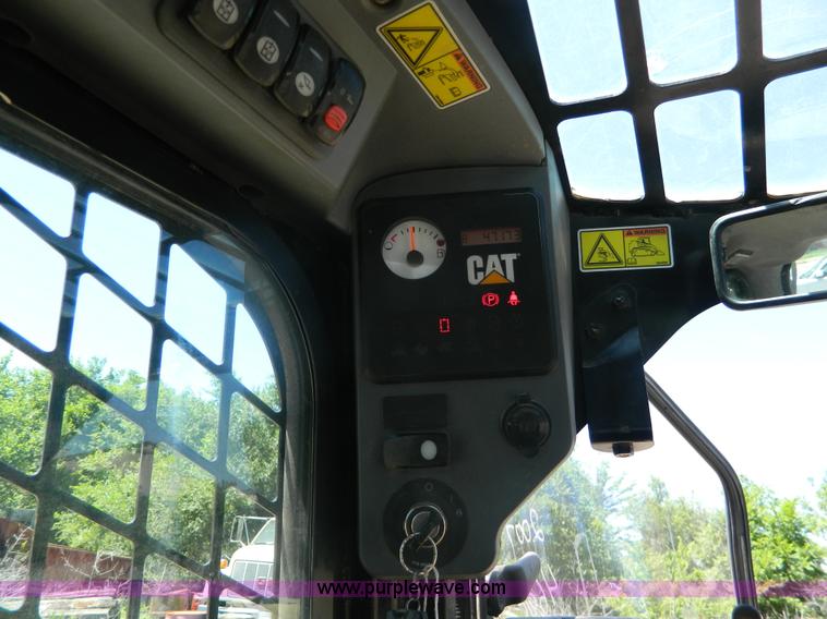 image for item J8898 2007 Caterpillar 297C skid steer