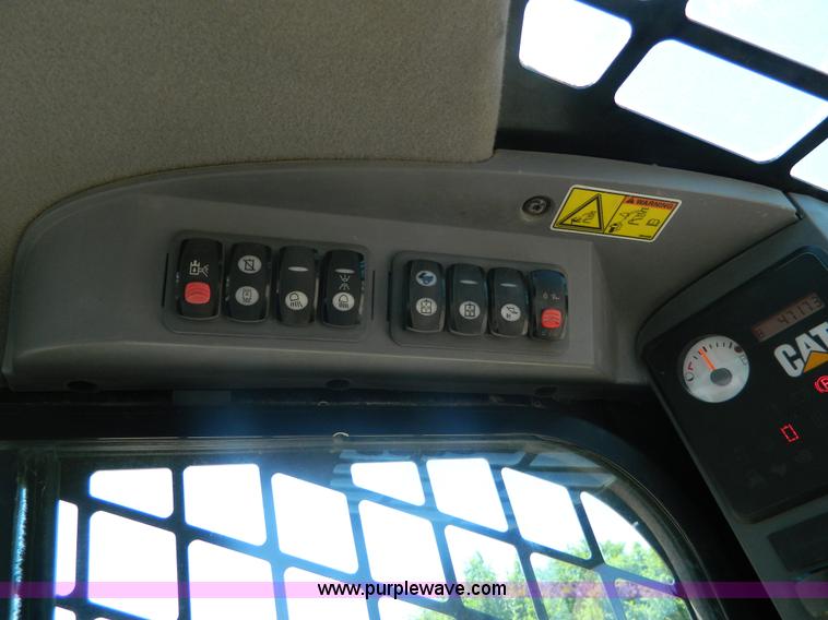 image for item J8898 2007 Caterpillar 297C skid steer