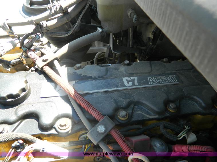 image for item J8899 2007 Freightliner Business Class M2 roll off truck