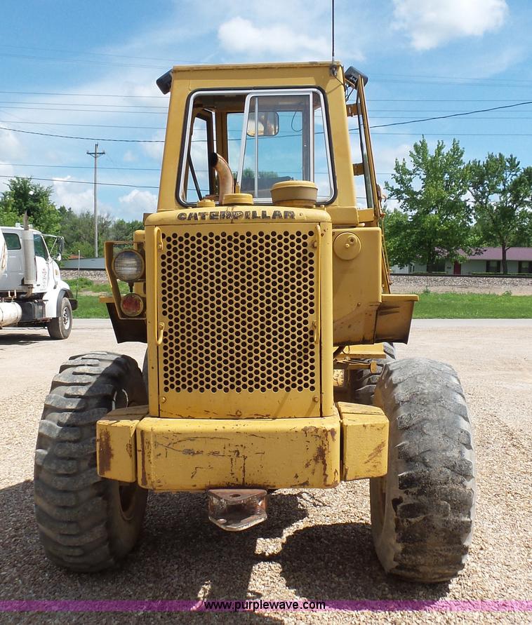 image for item K1449 1972 Caterpillar 930 wheel loader