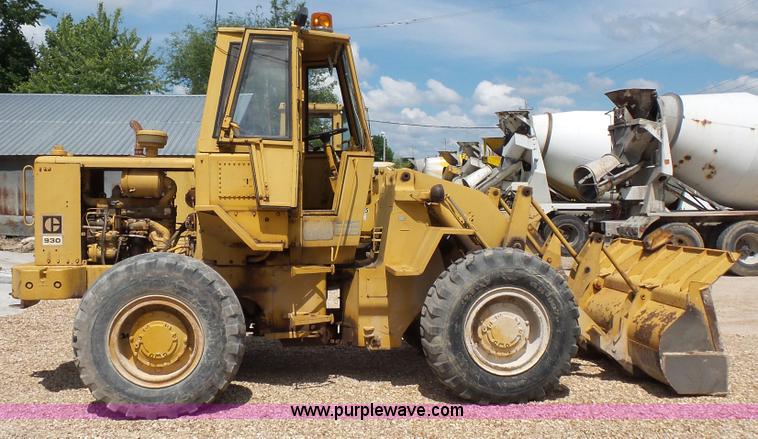 image for item K1449 1972 Caterpillar 930 wheel loader