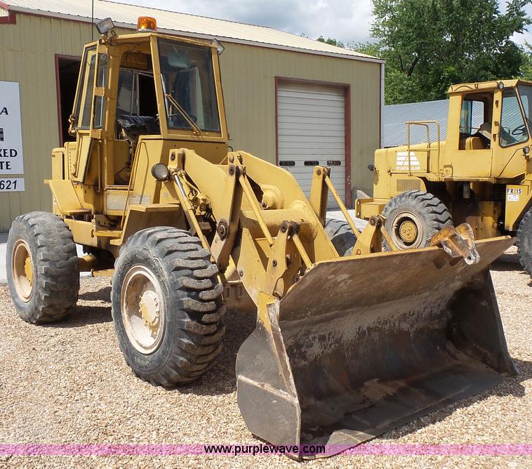 image for item K1449 1972 Caterpillar 930 wheel loader