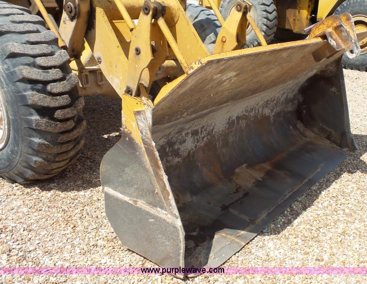 image for item K1449 1972 Caterpillar 930 wheel loader