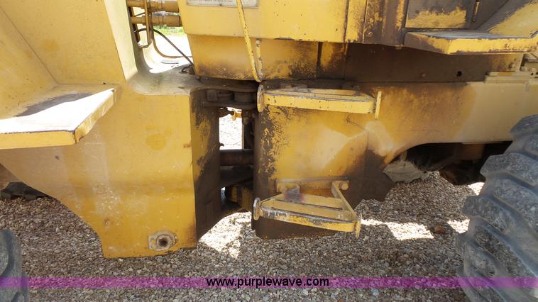 image for item K1449 1972 Caterpillar 930 wheel loader