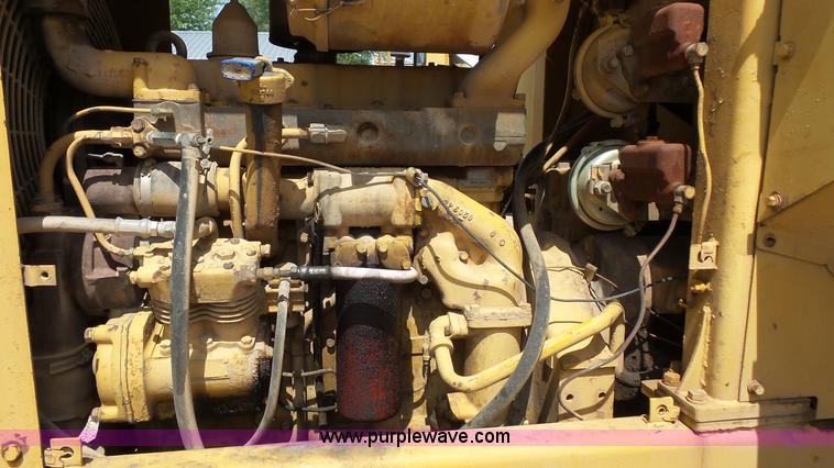 image for item K1449 1972 Caterpillar 930 wheel loader