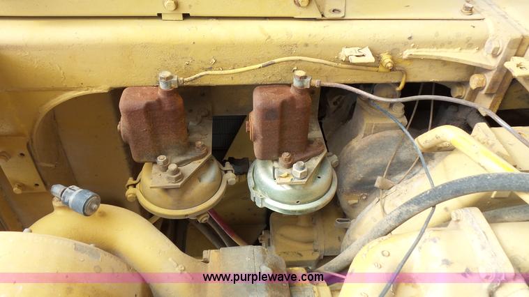 image for item K1449 1972 Caterpillar 930 wheel loader