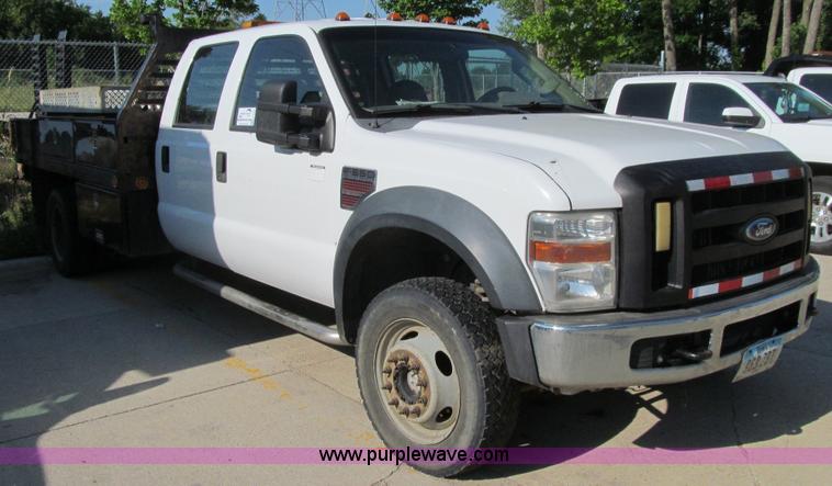 image for item K2205 2008 Ford F550 XL Super Duty SuperCrew flatbed truck