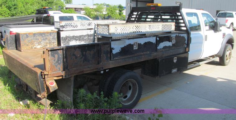 image for item K2205 2008 Ford F550 XL Super Duty SuperCrew flatbed truck