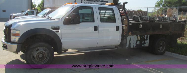 image for item K2205 2008 Ford F550 XL Super Duty SuperCrew flatbed truck
