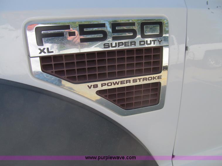 image for item K2205 2008 Ford F550 XL Super Duty SuperCrew flatbed truck