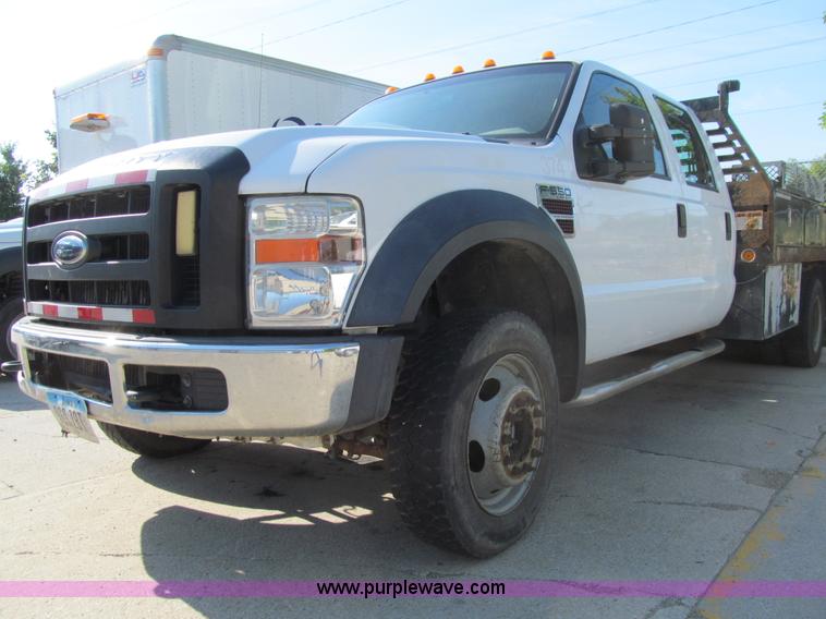 image for item K2205 2008 Ford F550 XL Super Duty SuperCrew flatbed truck