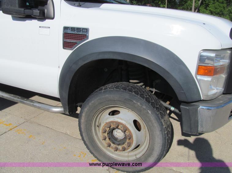 image for item K2205 2008 Ford F550 XL Super Duty SuperCrew flatbed truck