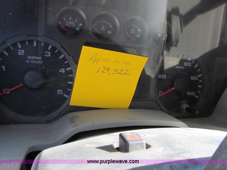 image for item K2205 2008 Ford F550 XL Super Duty SuperCrew flatbed truck