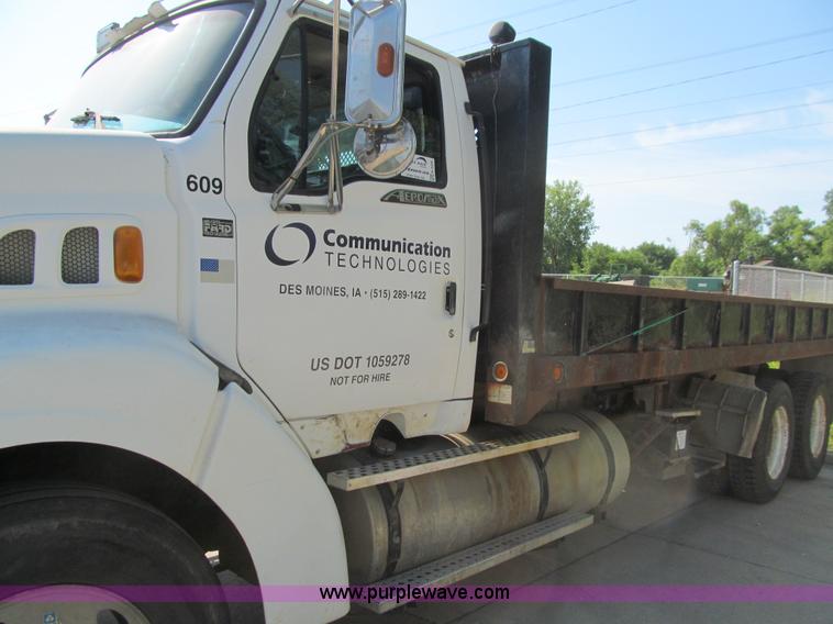 image for item K2206 1997 Ford AT9513 Aeromax 122 dump truck