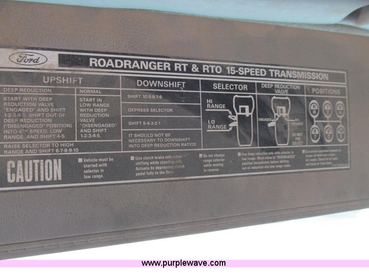 image for item K2206 1997 Ford AT9513 Aeromax 122 dump truck