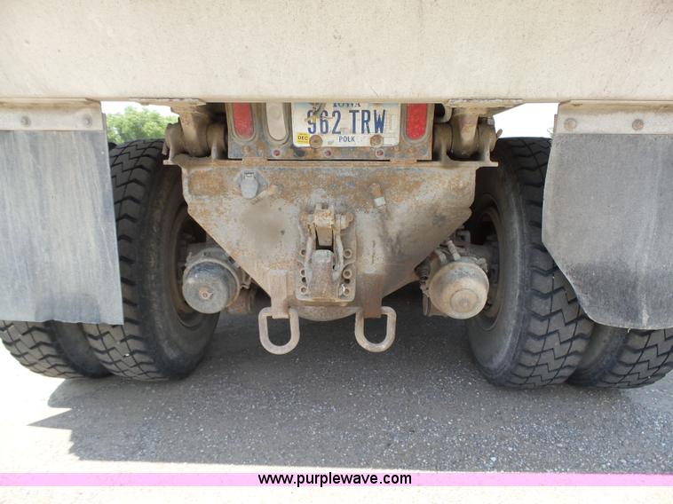 image for item K2207 2007 Kenworth T800 dump truck