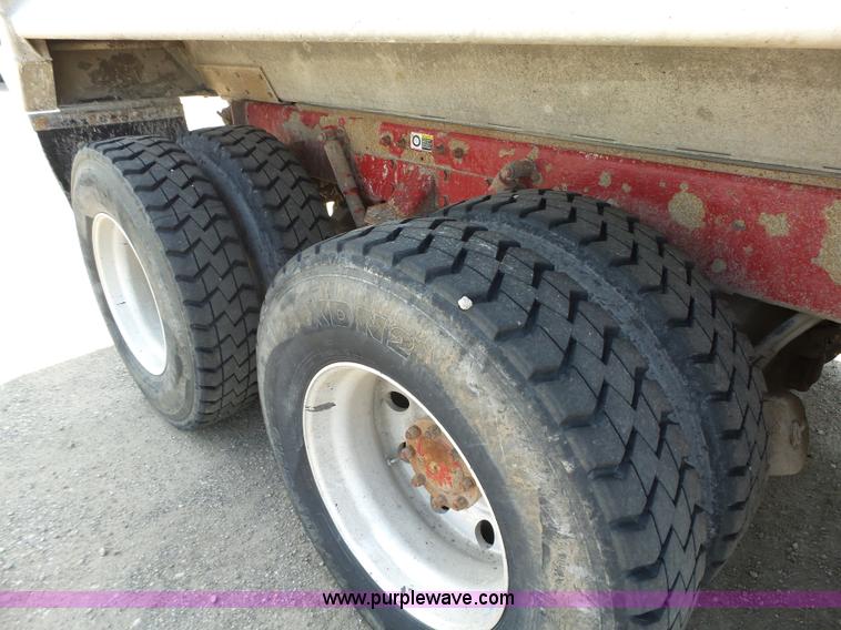 image for item K2207 2007 Kenworth T800 dump truck