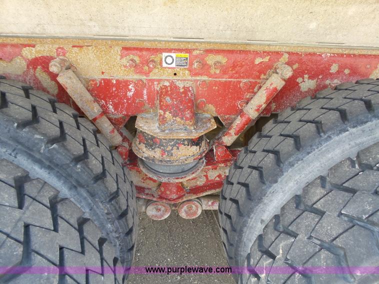 image for item K2207 2007 Kenworth T800 dump truck