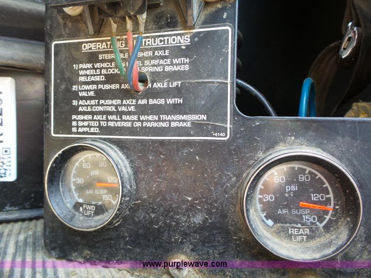 image for item K2207 2007 Kenworth T800 dump truck