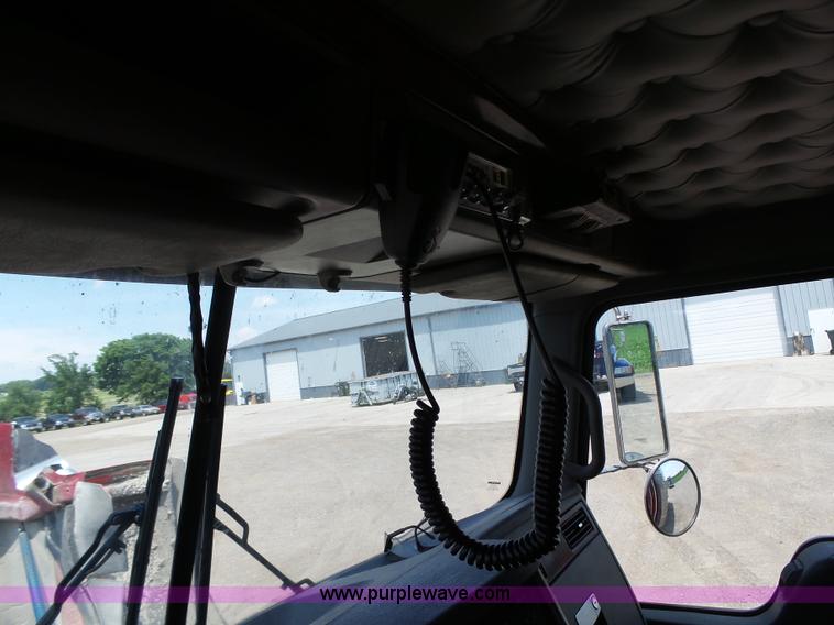 image for item K2207 2007 Kenworth T800 dump truck