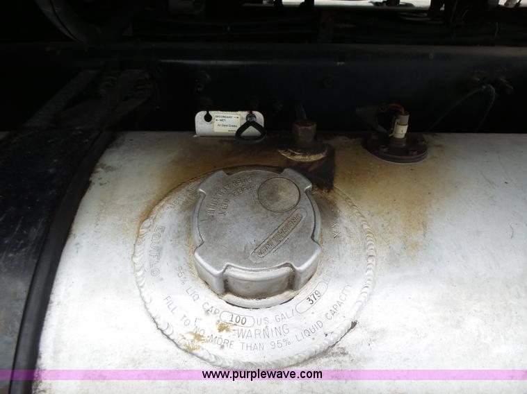 image for item K2234 1999 Freightliner Century Class semi truck