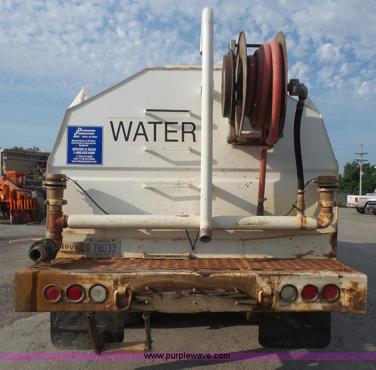 image for item K4623 1998 Mack CH613 tank truck