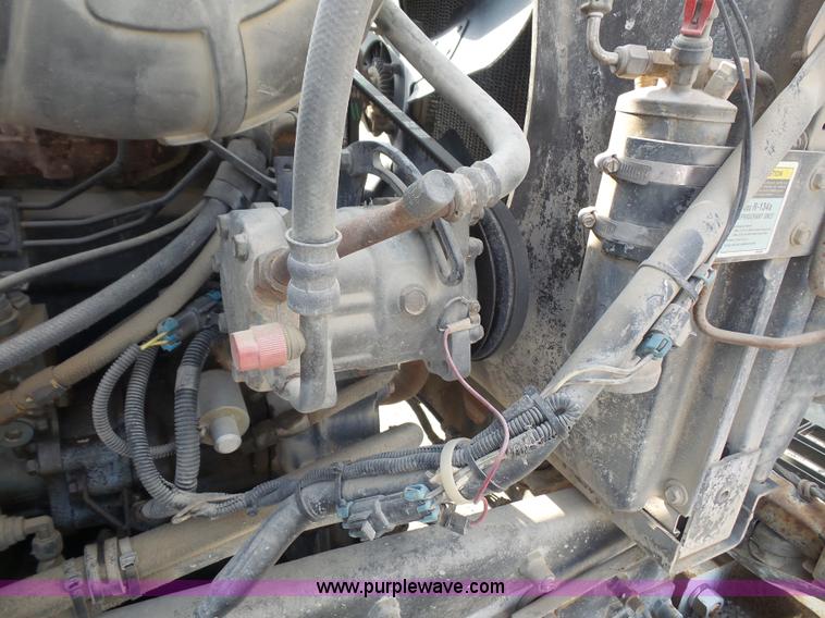 image for item K4623 1998 Mack CH613 tank truck