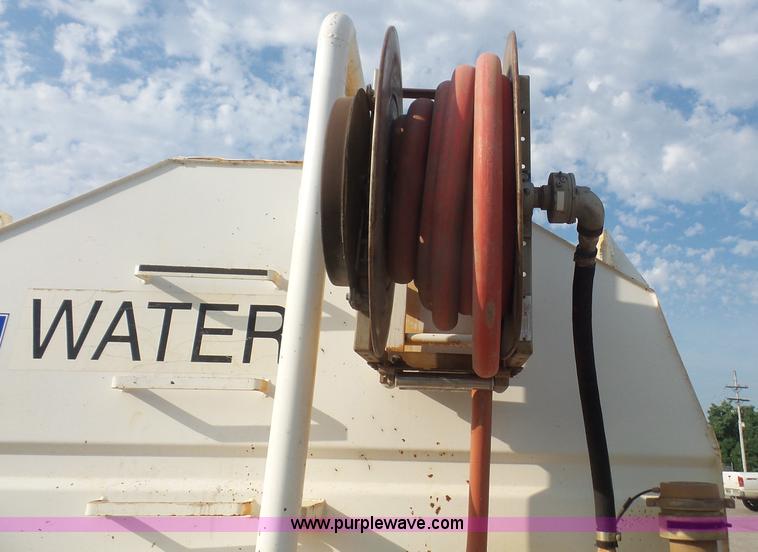 image for item K4623 1998 Mack CH613 tank truck