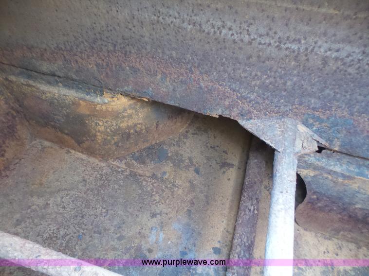 image for item K4623 1998 Mack CH613 tank truck