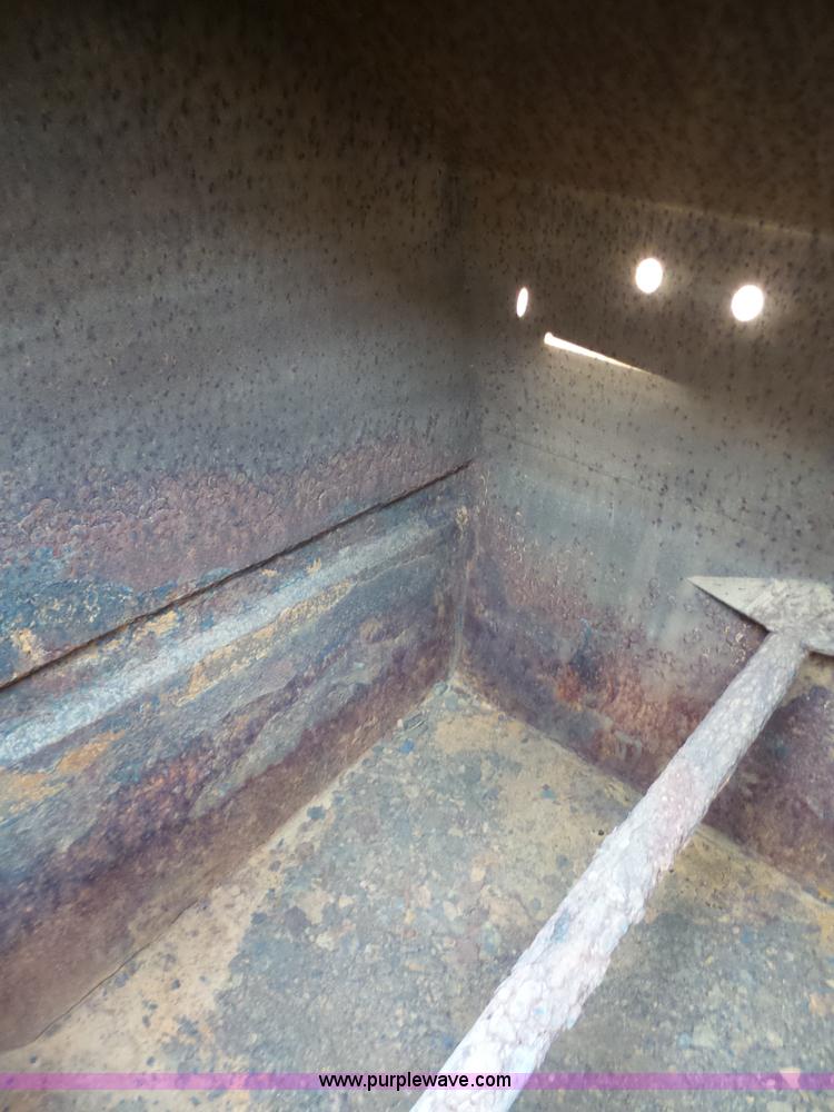 image for item K4623 1998 Mack CH613 tank truck