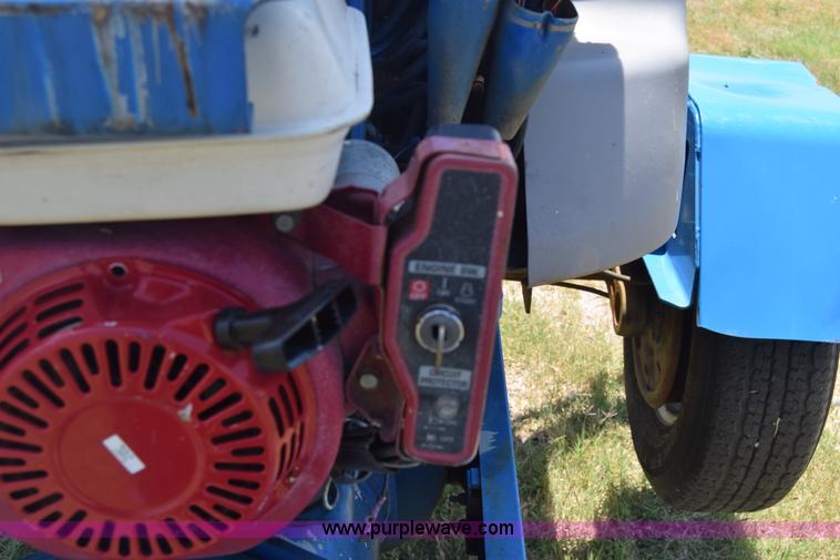 image for item K7268 2008 Genie TZ-50 boom lift