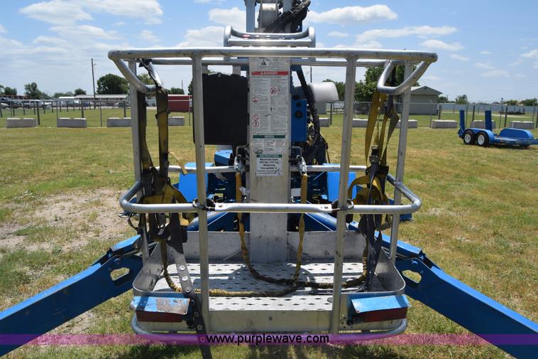 image for item K7268 2008 Genie TZ-50 boom lift