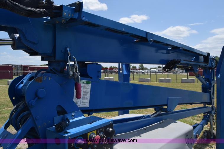 image for item K7268 2008 Genie TZ-50 boom lift