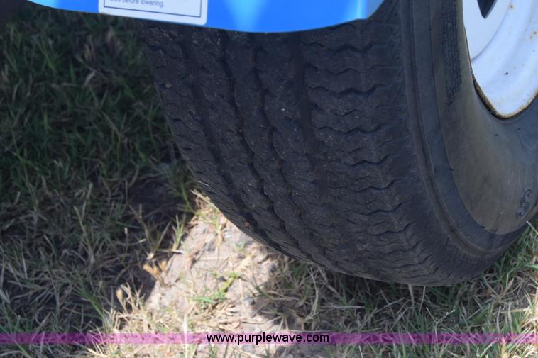 image for item K7268 2008 Genie TZ-50 boom lift