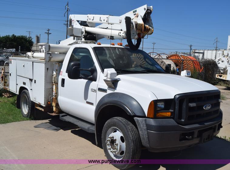 image for item K7278 2007 Ford F550 Super Duty bucket truck