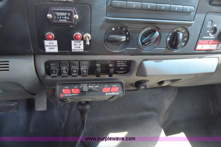 image for item K7278 2007 Ford F550 Super Duty bucket truck