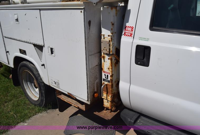 image for item K7278 2007 Ford F550 Super Duty bucket truck