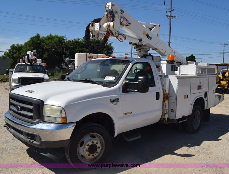 image for item K7279 2004 Ford F550 bucket truck