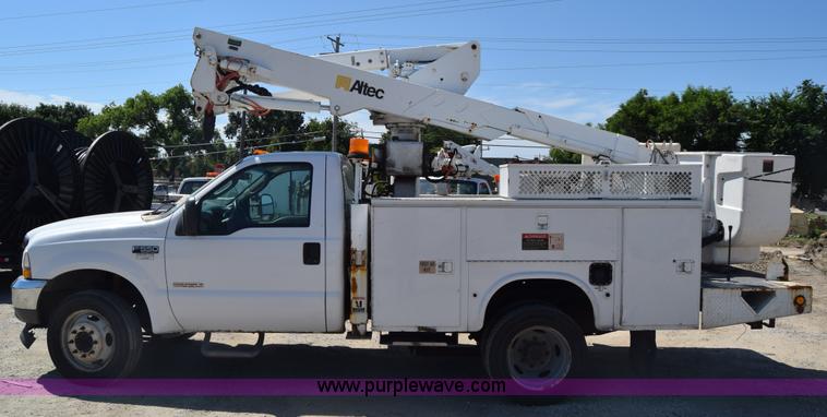 image for item K7279 2004 Ford F550 bucket truck