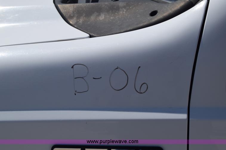 image for item K7279 2004 Ford F550 bucket truck